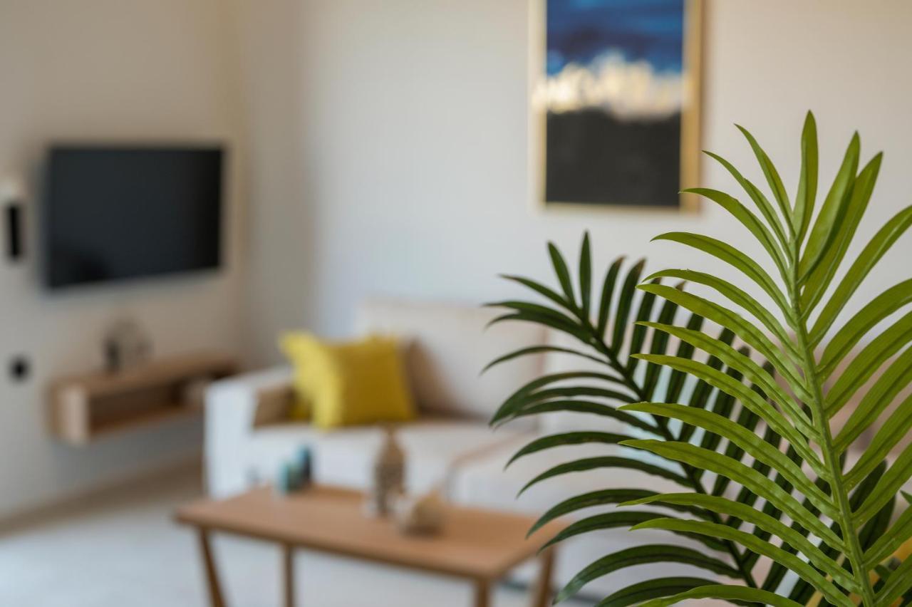 Aegean Breeze Luxury Apartments Next To The Sea Máleme Ngoại thất bức ảnh