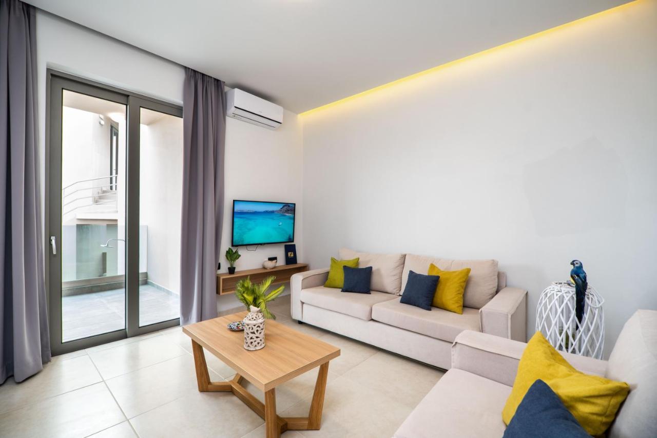 Aegean Breeze Luxury Apartments Next To The Sea Máleme Ngoại thất bức ảnh